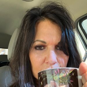 Meet your Posher, Michele